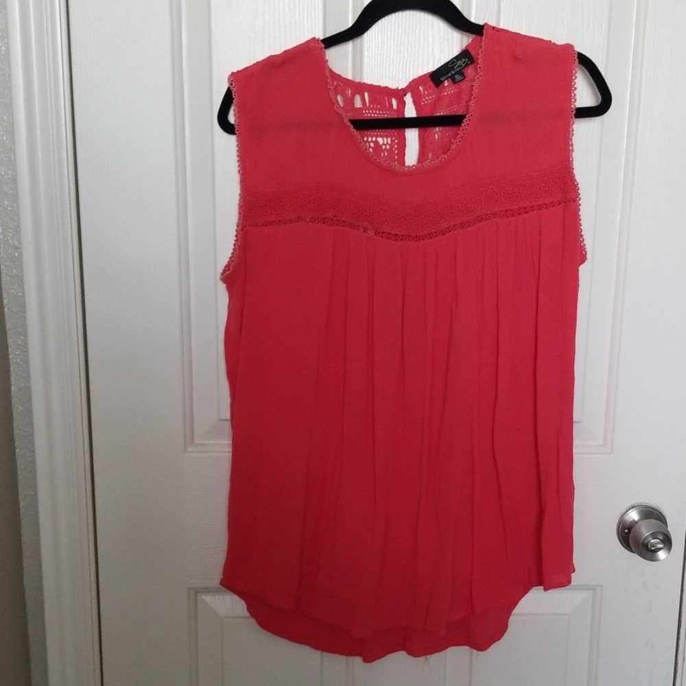 Bright pink sleeveless detailed top....SPRING!